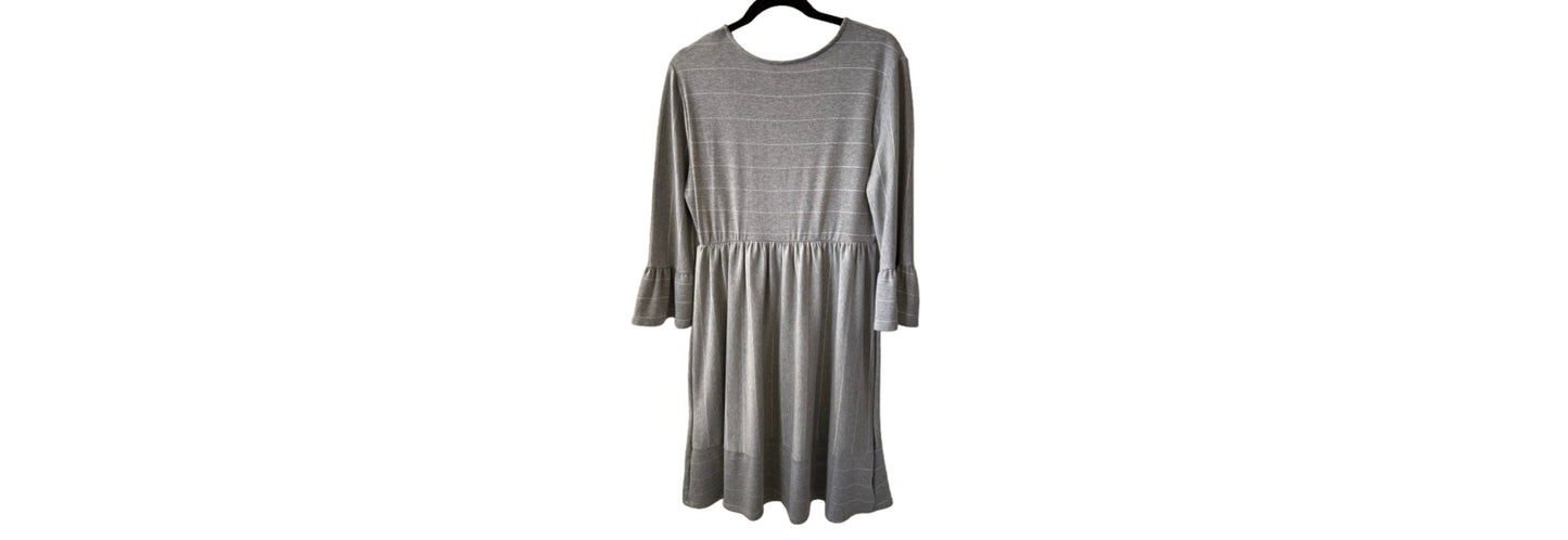 Ces Femme Gray Dress with Bell Sleeves - LG | Preowned