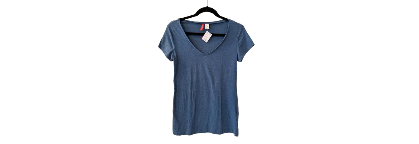 Divided Blue Tee Shirt - SZ 10 | Preowned