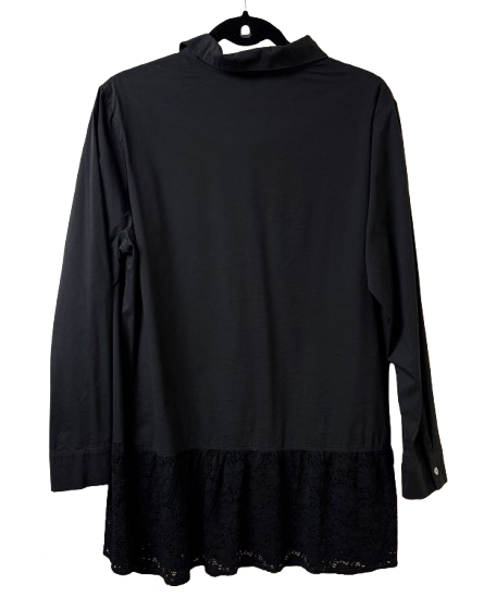 Comfy USA Black Blouse with Eyelet Bottom Medium | Preowned