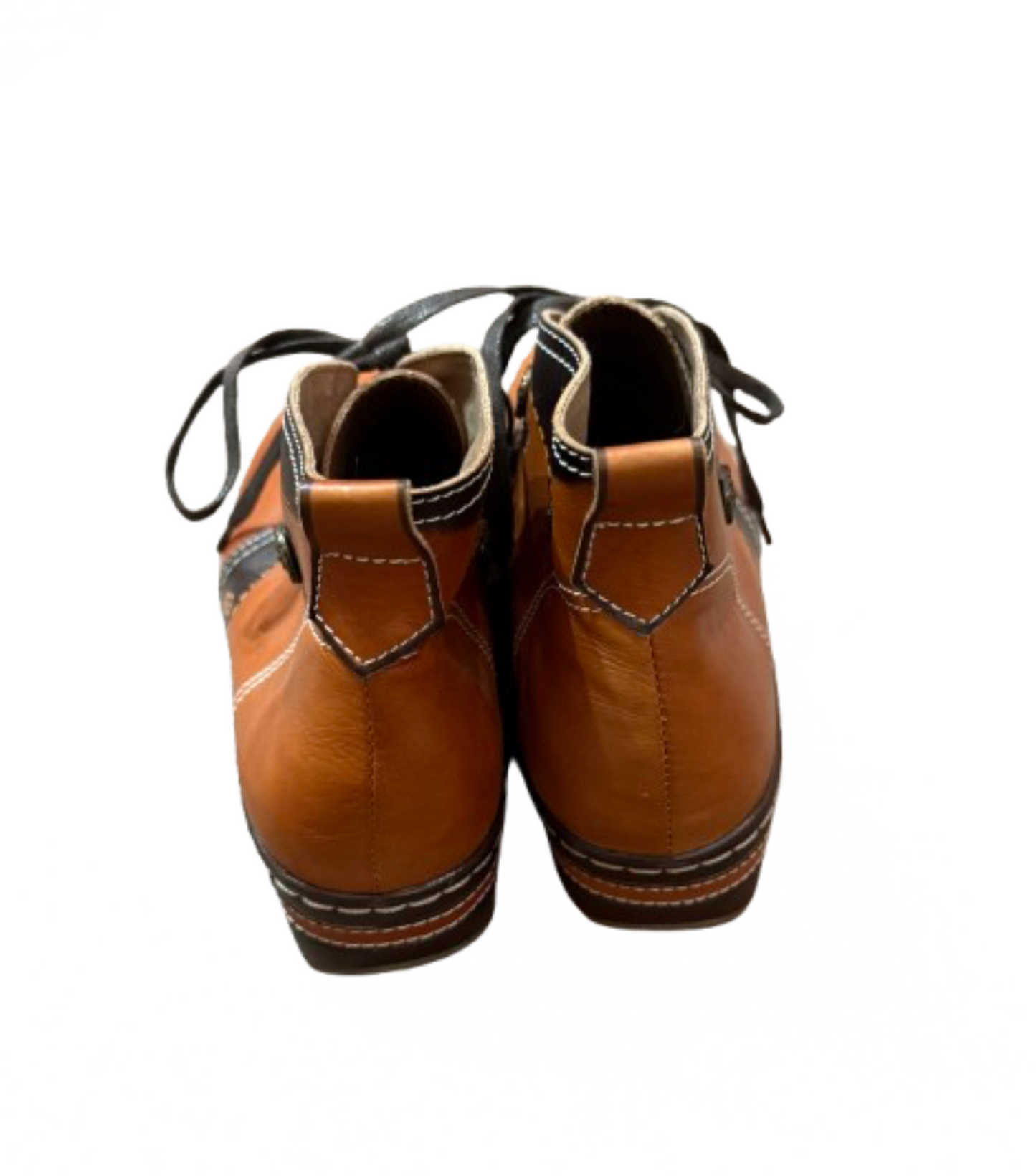 L'atiste Cookie Tan Leather Ankle Boots - SZ 7 | Preowned