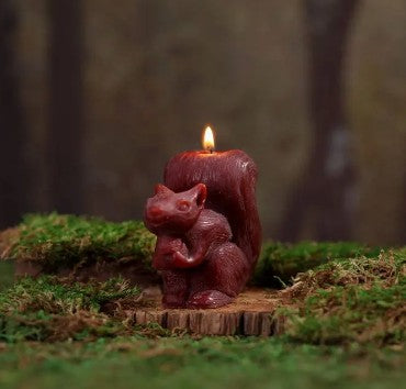 Squirrel Candle – 100% Pure Beeswax – Hand-Sculpted