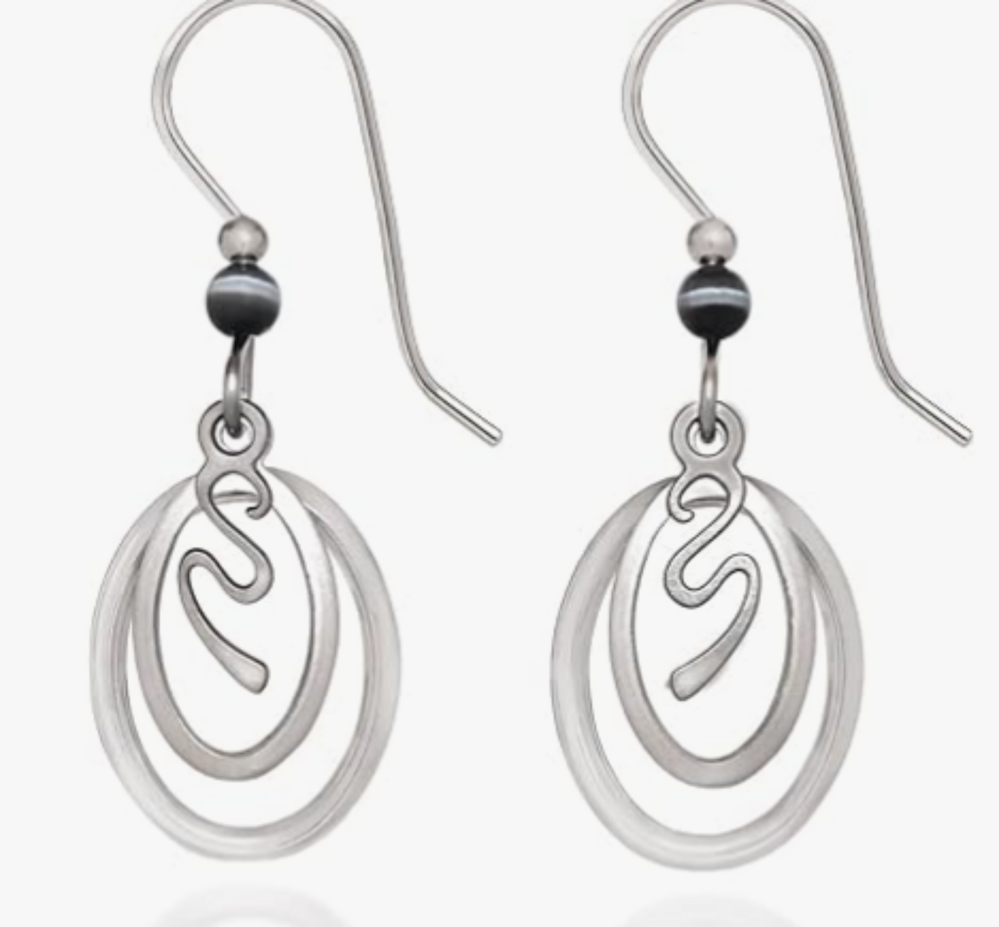 Sqiggle in Ovals Earrings