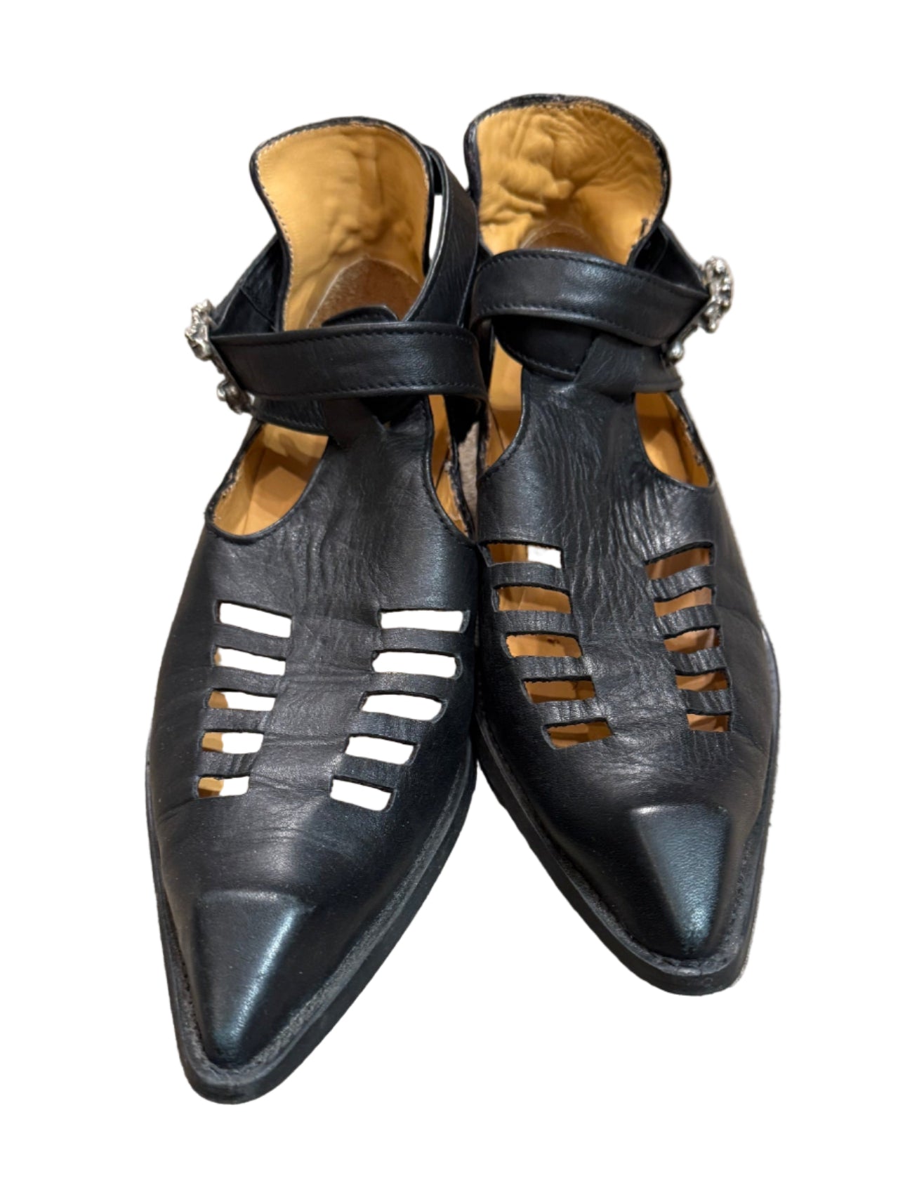 John Fluevog Sinead Black Leather Shoes: Swordfish Toe & Skull Buckle Sz 9 | Preowned