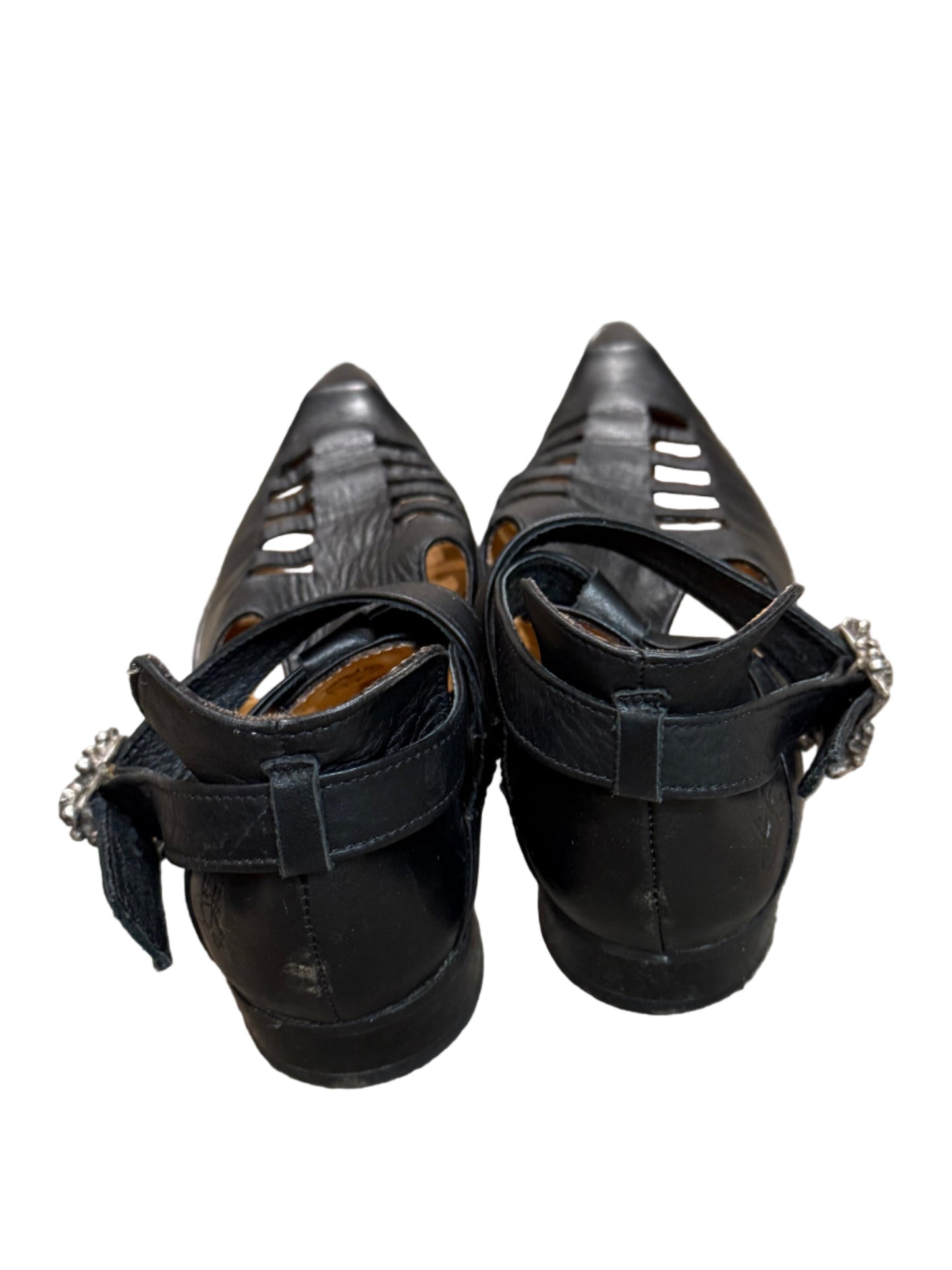 John Fluevog Sinead Black Leather Shoes: Swordfish Toe & Skull Buckle Sz 9 | Preowned