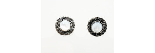 Earrings Framed Round Mother Of Pearl Post- Silver Forest